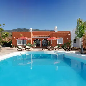 https://karat-hacienda-miranda.adeje-hotels.com